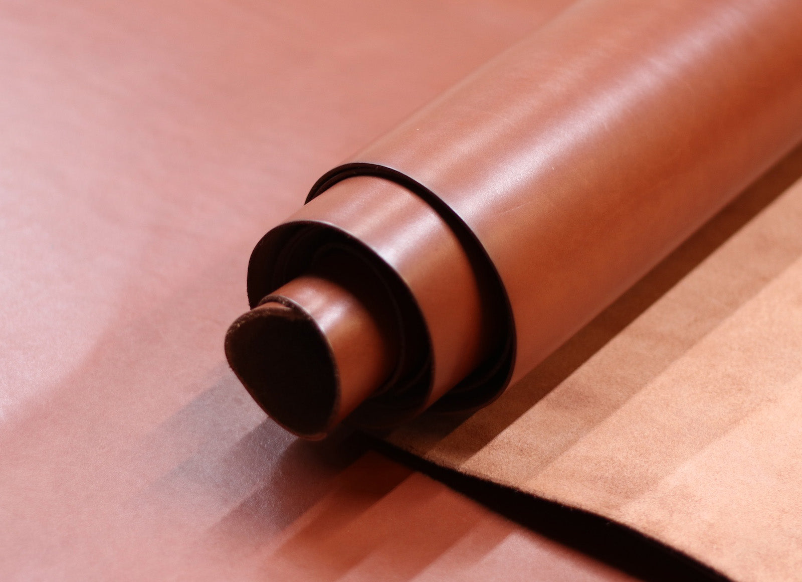 5/6oz. Spade, Chestnut Color, Vegetable-Tanned Leather by Sepici