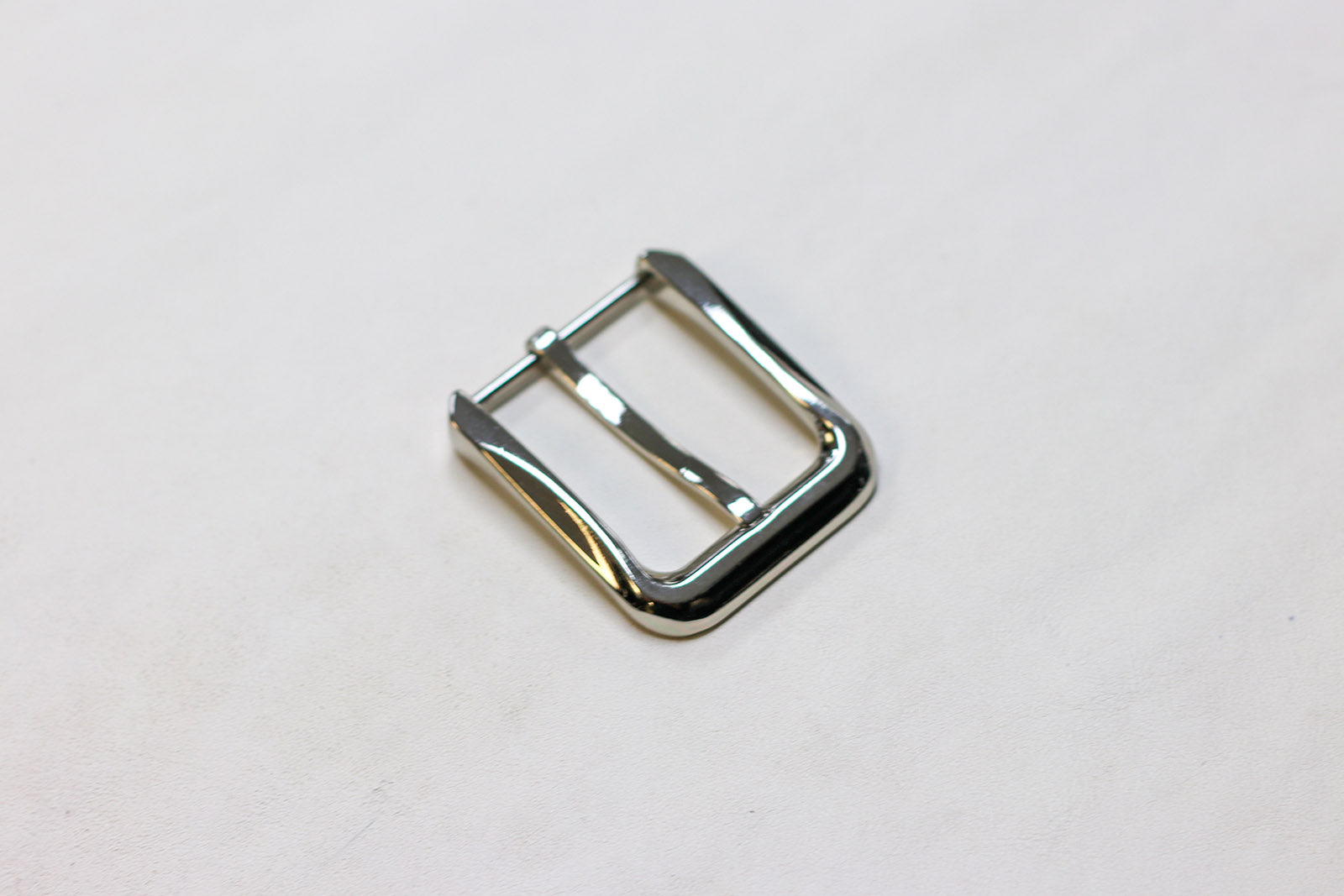 1-1/2" Metal Alloy Belt Buckle — Premium Hardware for Belt Making.