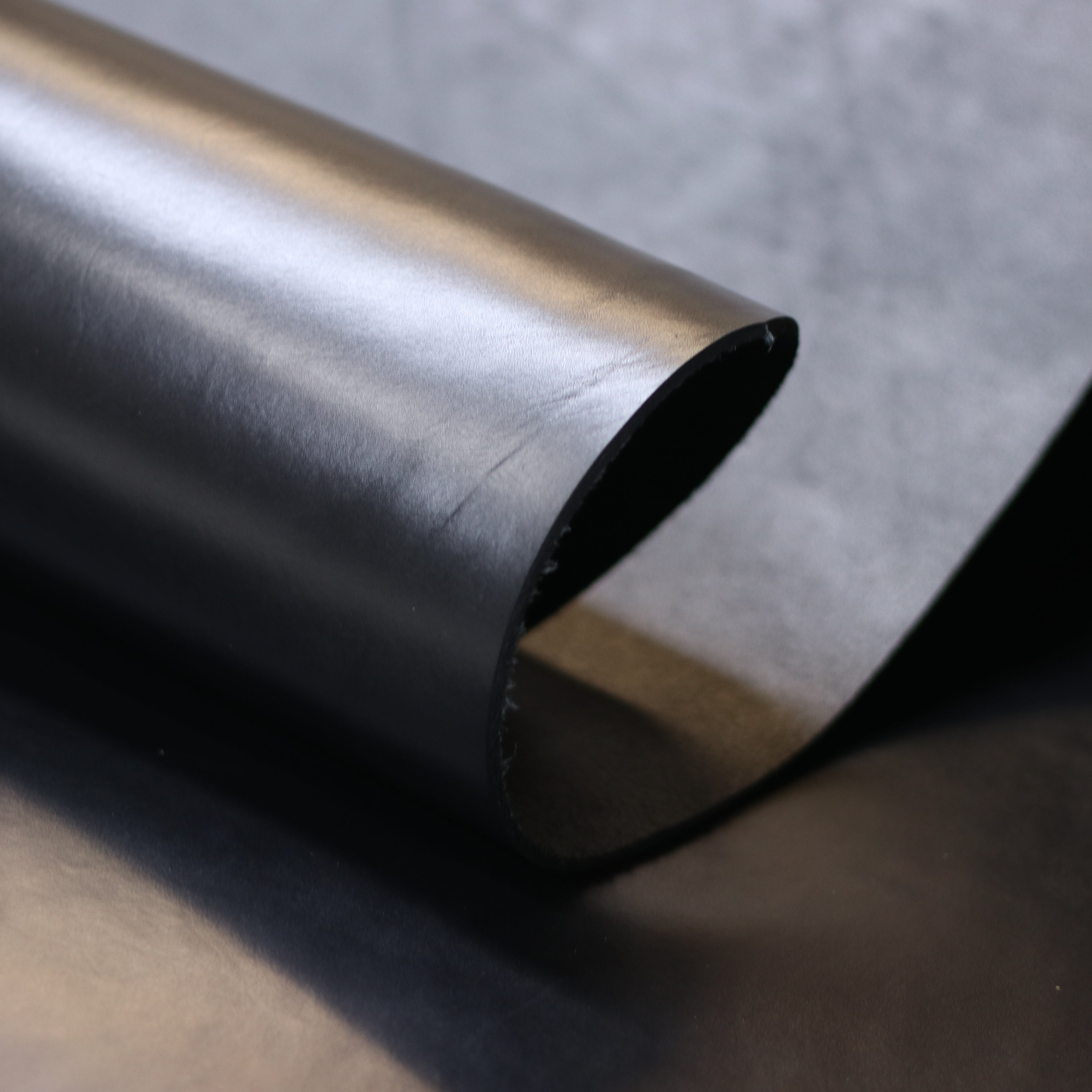 7/8oz. IDA Db. Bends, Black Color, Vegetable-Tanned Leather by Sepici