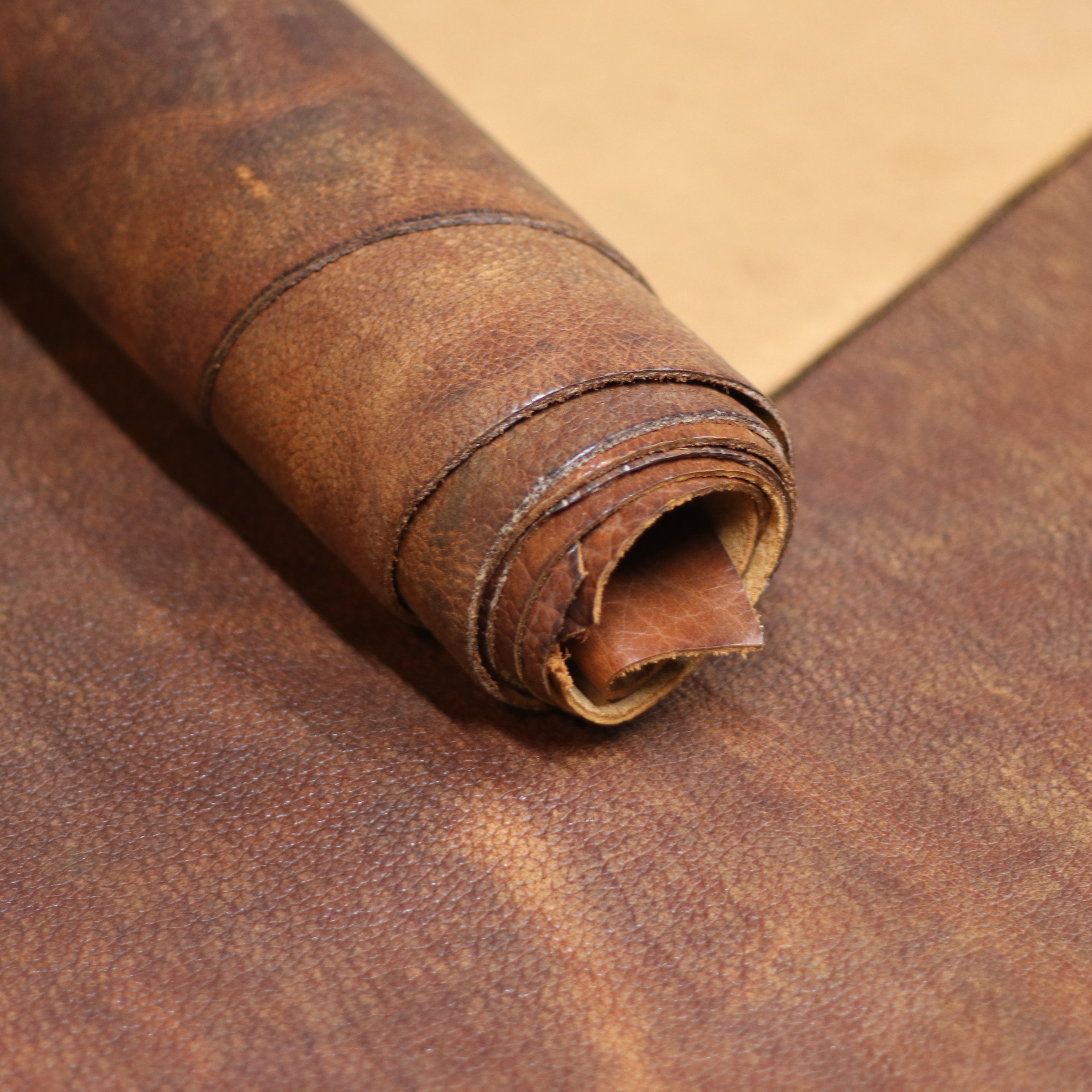 5/6oz. & 8/9oz. American Bison Shrunken Chrome-Tanned Leather by Sepici