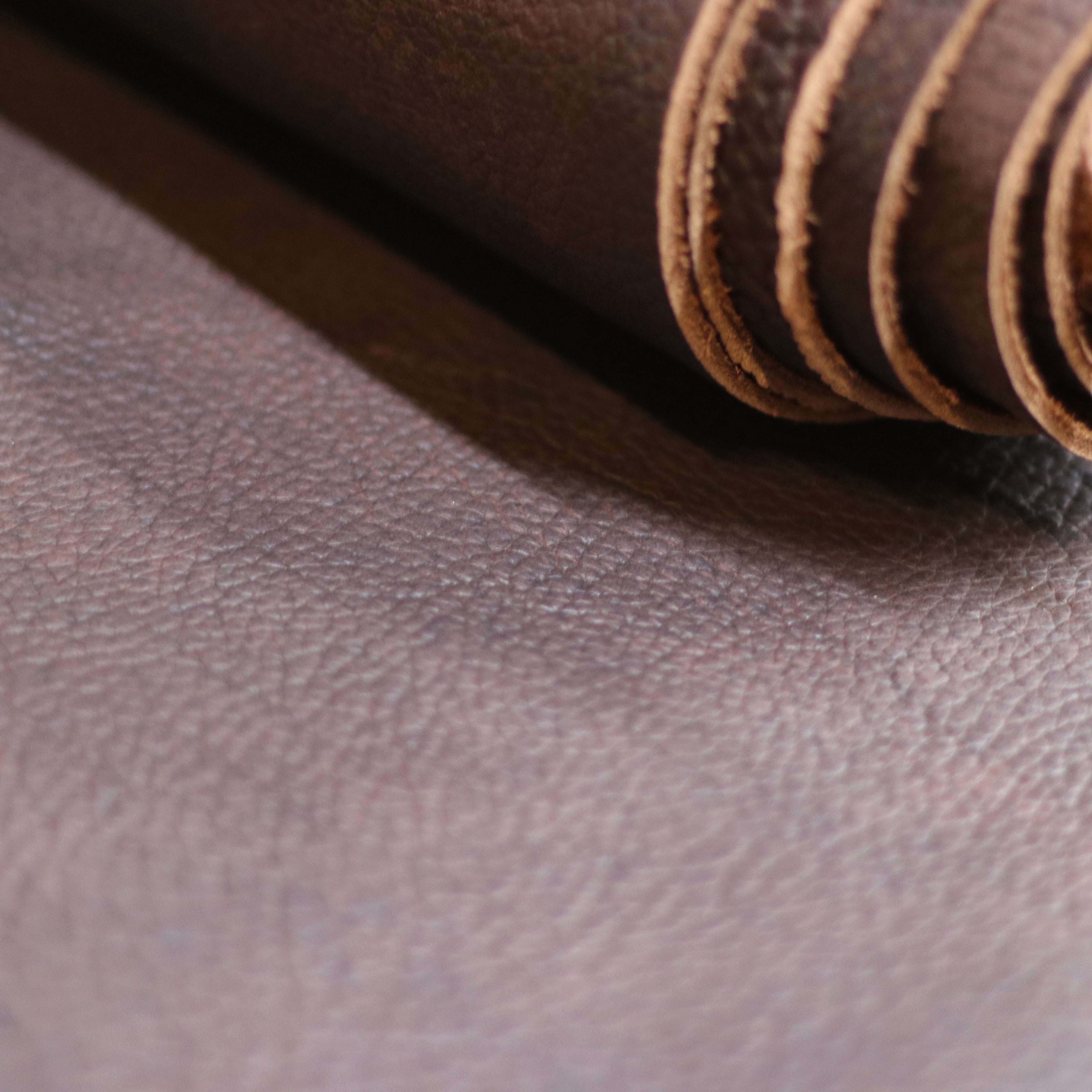 5/6oz. & 8/9oz. American Bison Shrunken Chrome-Tanned Leather by Sepici