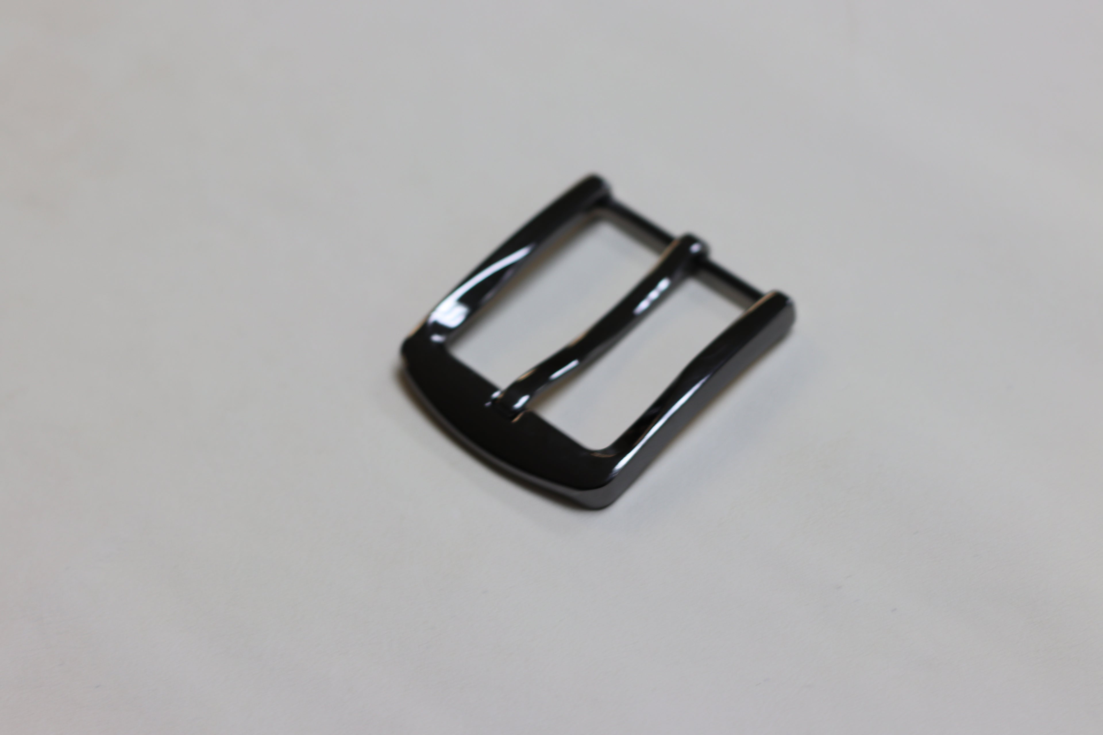 1-1/2" Metal Alloy Belt Buckle — Premium Hardware for Belt Making.