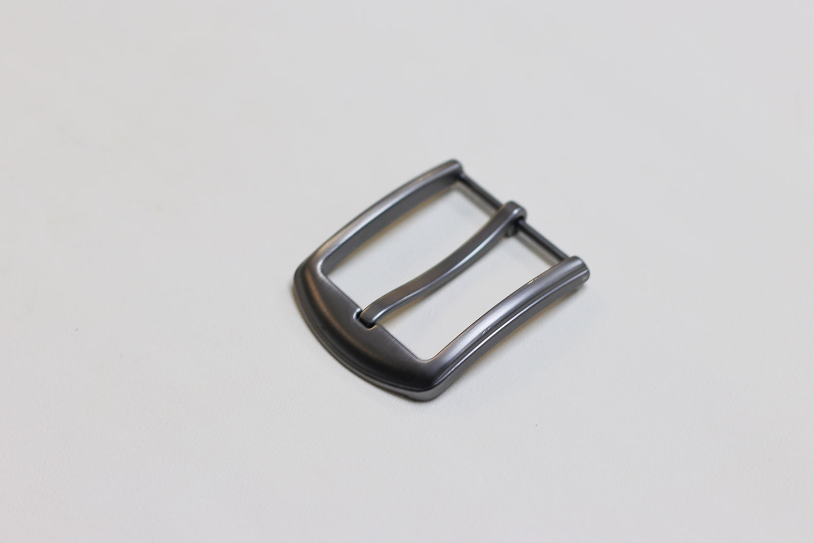1-1/2" Metal Alloy Belt Buckle — Premium Hardware for Belt Making.