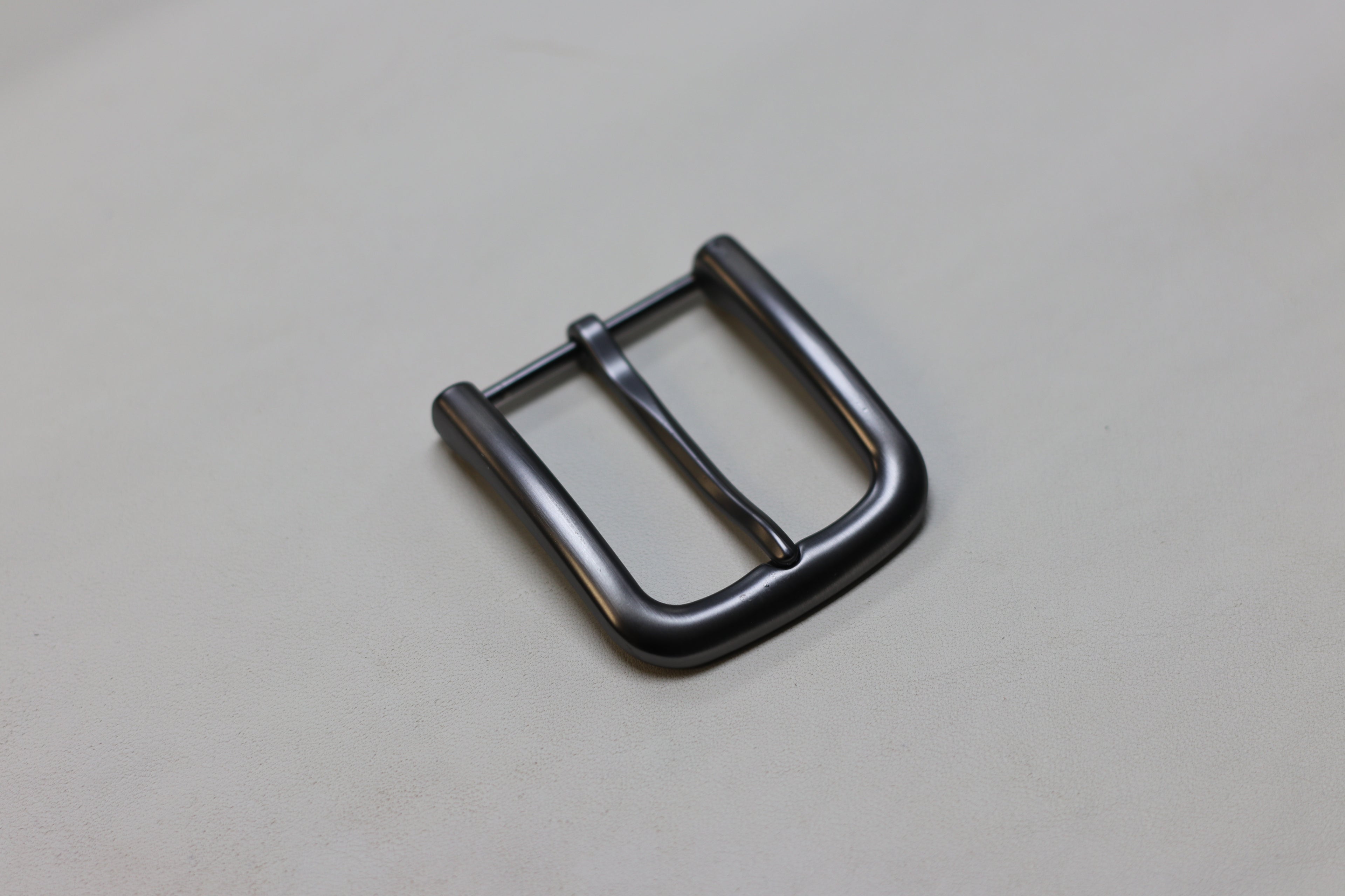 1-1/2" Metal Alloy Belt Buckle — Premium Hardware for Belt Making.