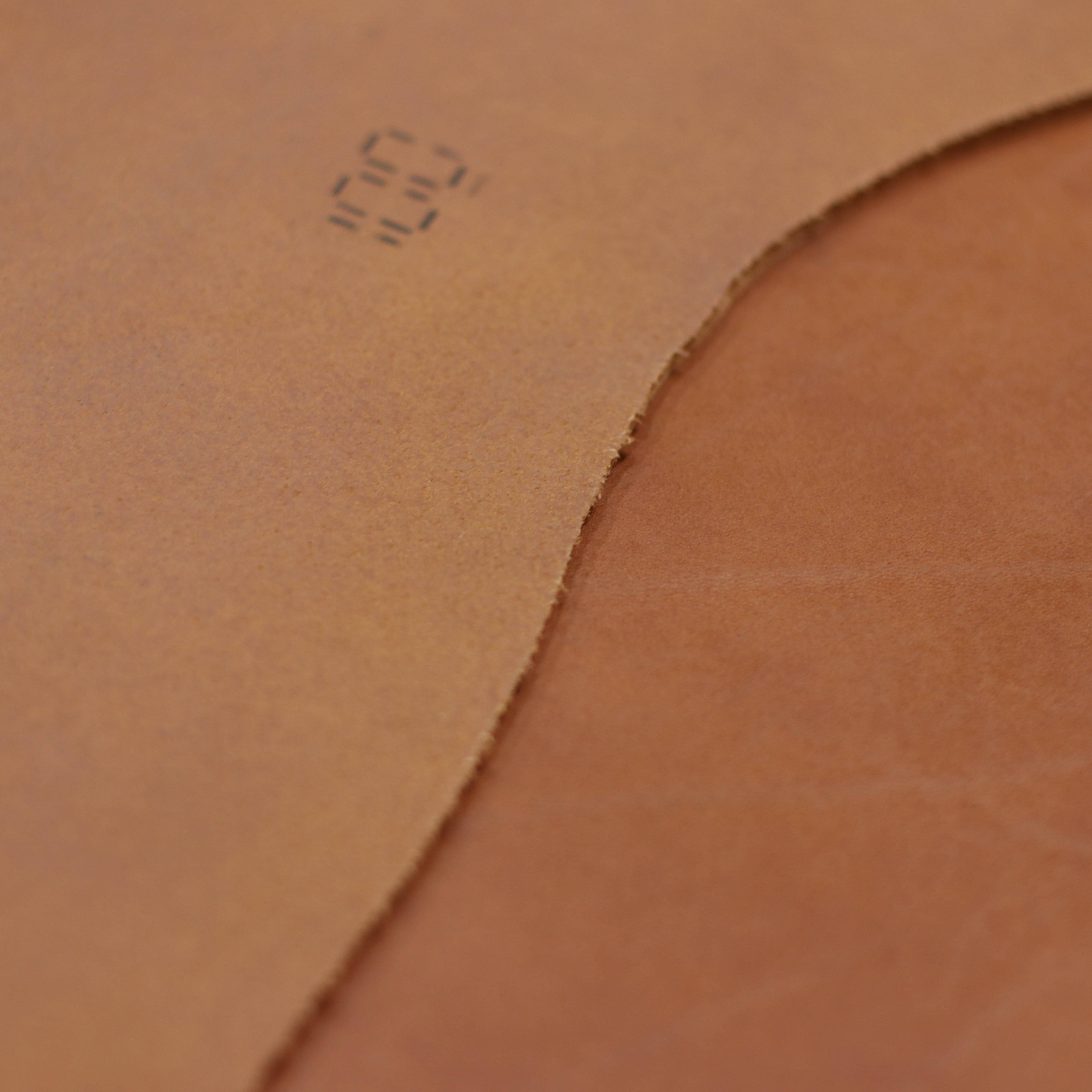 8/9oz. Ilgaz Db. Shoulders, Brick Color, Vegetable-Tanned Leather by Sepici