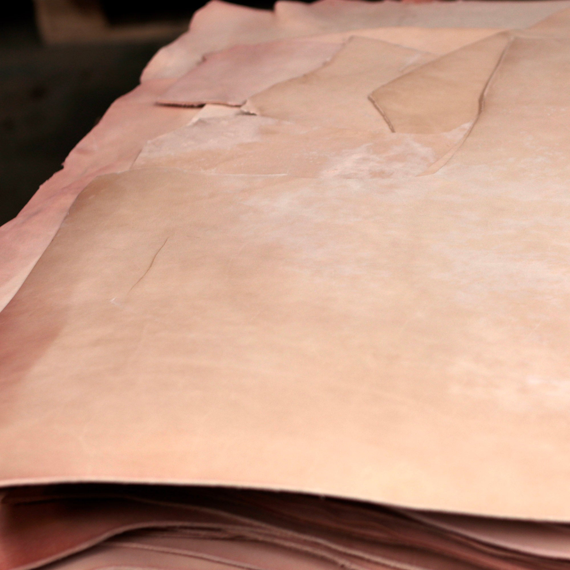 7-9 oz. Double Shoulders Craftsman Grade Veg-Tan Natural Tooling Leather - (Previously sold as Shock Sale)