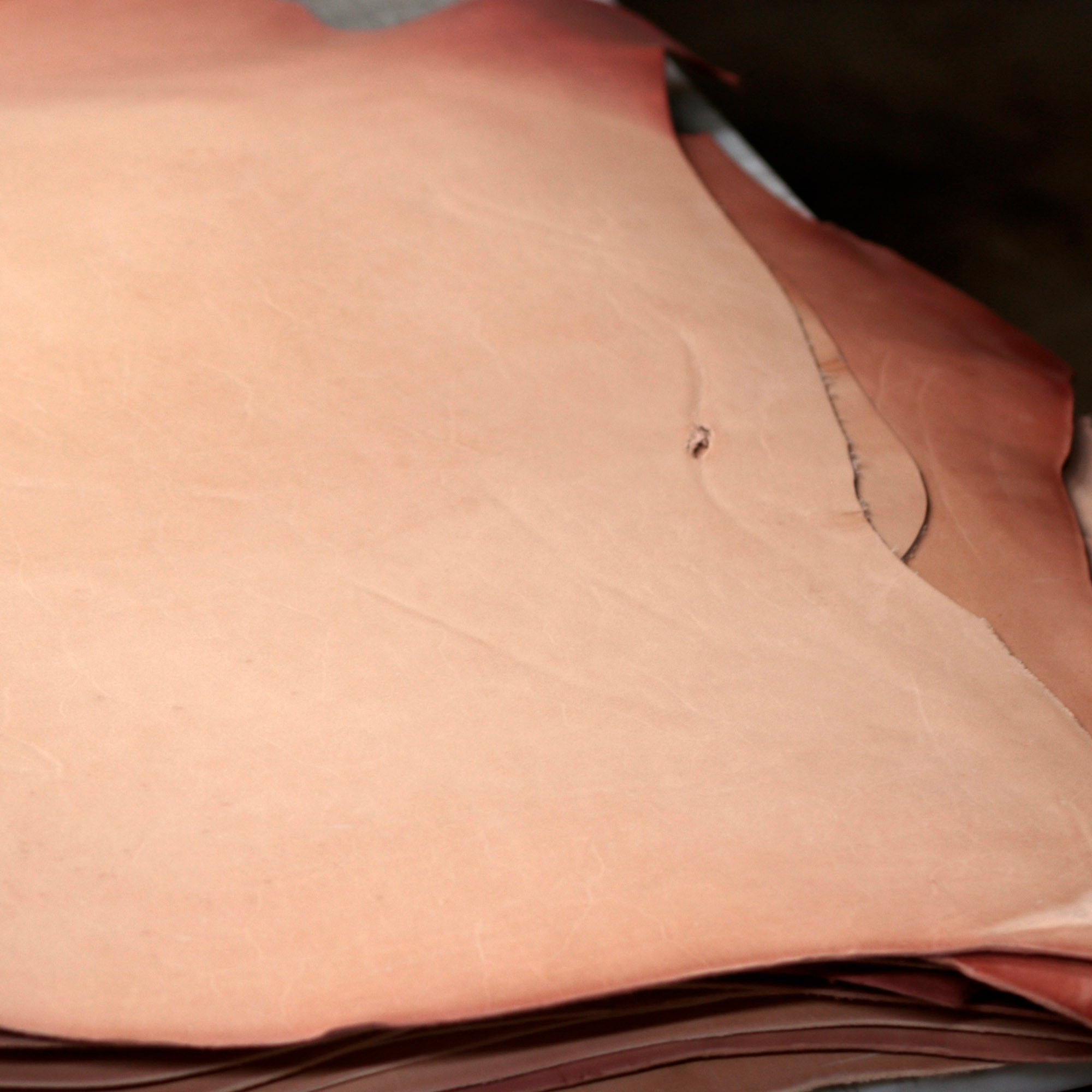 7-9 oz. Double Shoulders Craftsman Grade Veg-Tan Natural Tooling Leather - (Previously sold as Shock Sale)