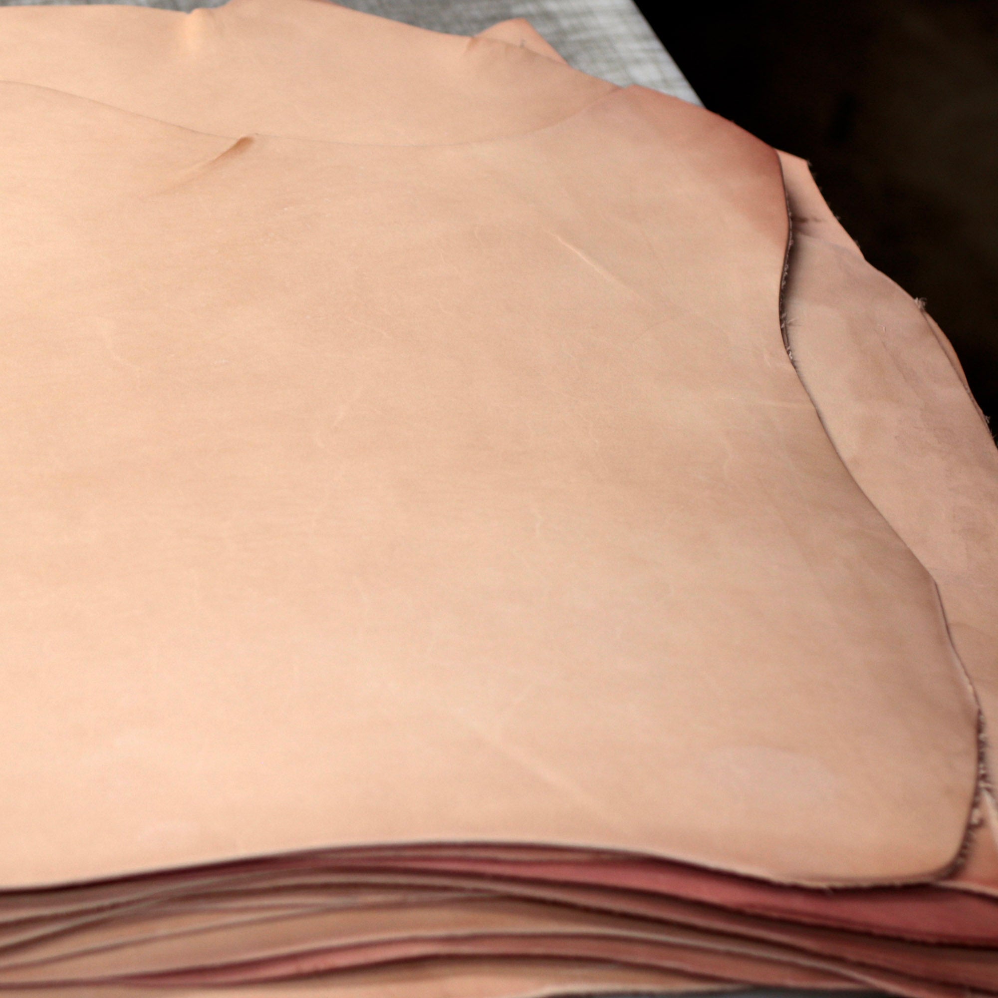 7-9 oz. Double Shoulders Craftsman Grade Veg-Tan Natural Tooling Leather - (Previously sold as Shock Sale)