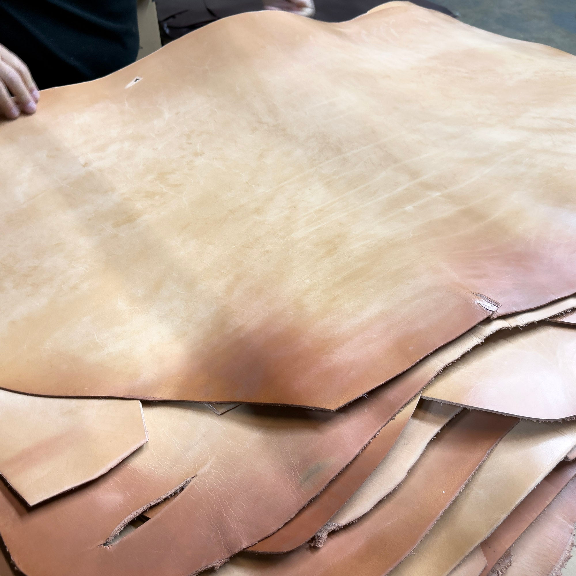 ⚡ Shock Sale ⚡ 6-8 oz. Midsole Double Shoulder, Natural - $3.00 per Sq.Ft.