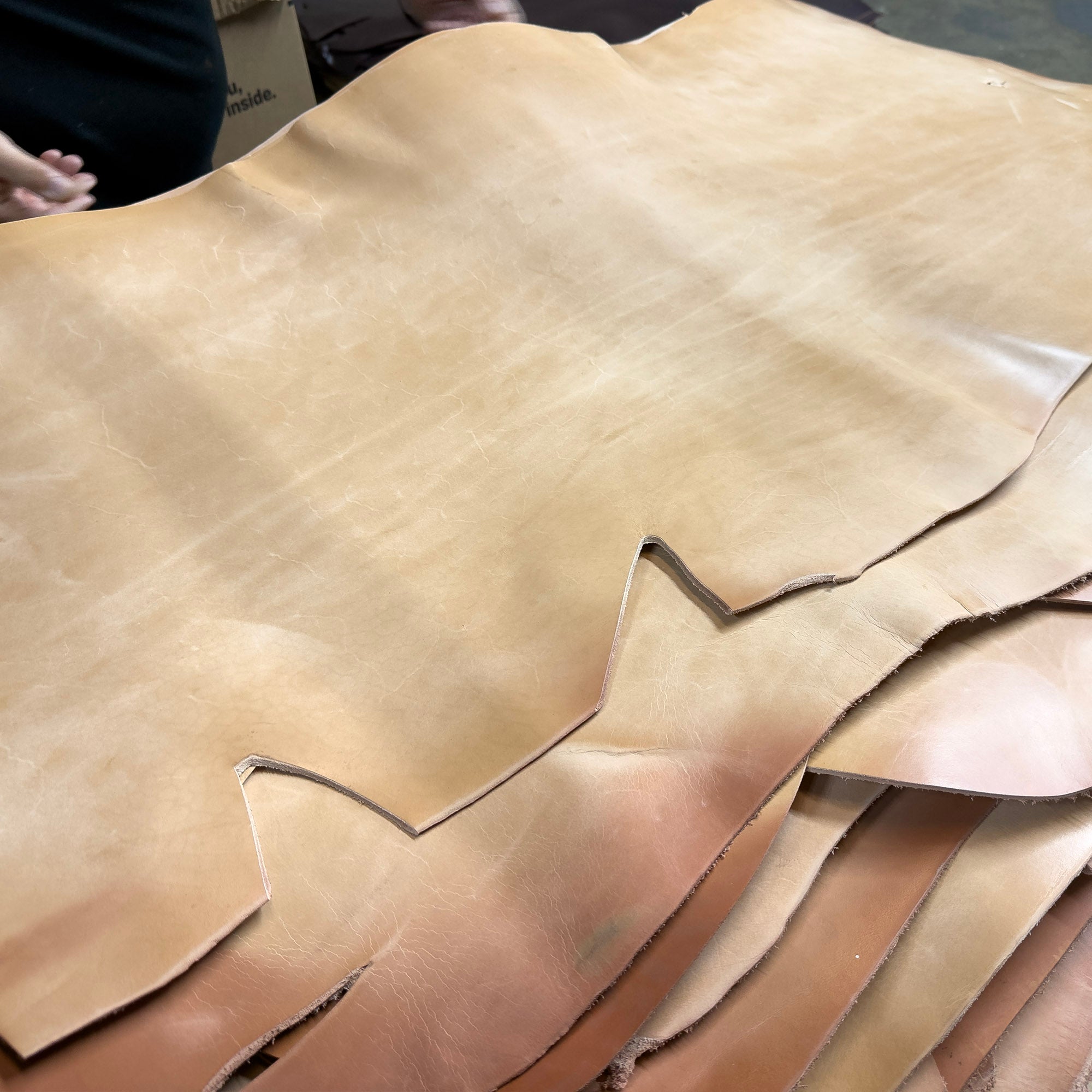 ⚡ Shock Sale ⚡ 6-8 oz. Midsole Double Shoulder, Natural - $3.00 per Sq.Ft.