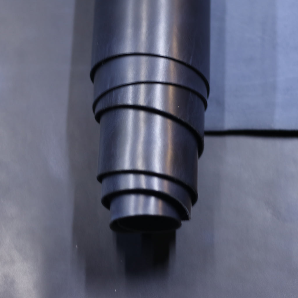 5/6oz. Spade Crazy, Navy Color, Vegetable-Tanned Leather by Sepici