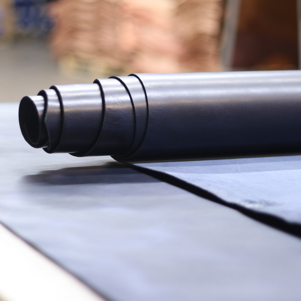 5/6oz. Spade Crazy, Navy Color, Vegetable-Tanned Leather by Sepici