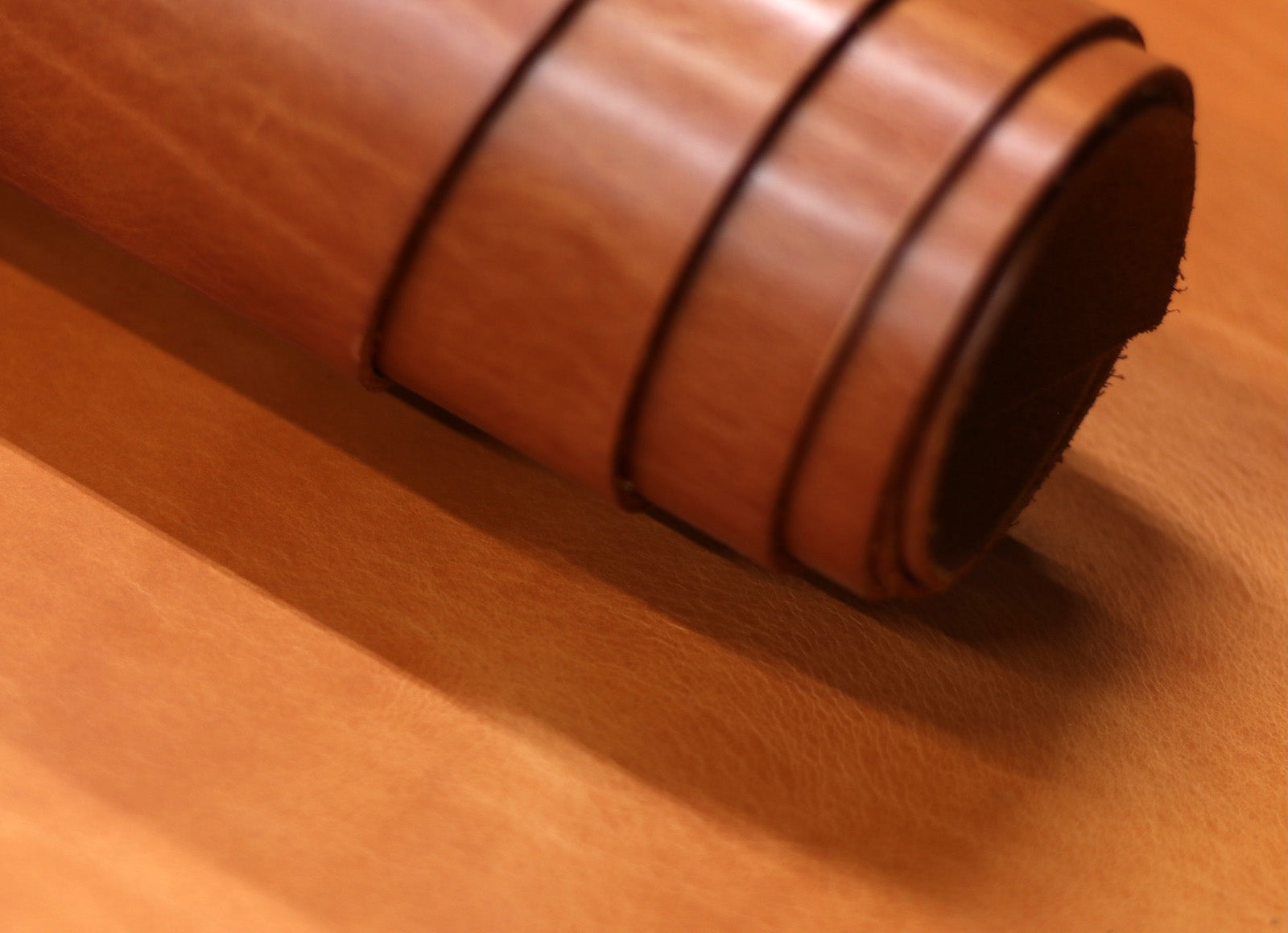 5/6oz. Newport Crazy, Tabac Color, Vegetable-Tanned Leather by Sepici