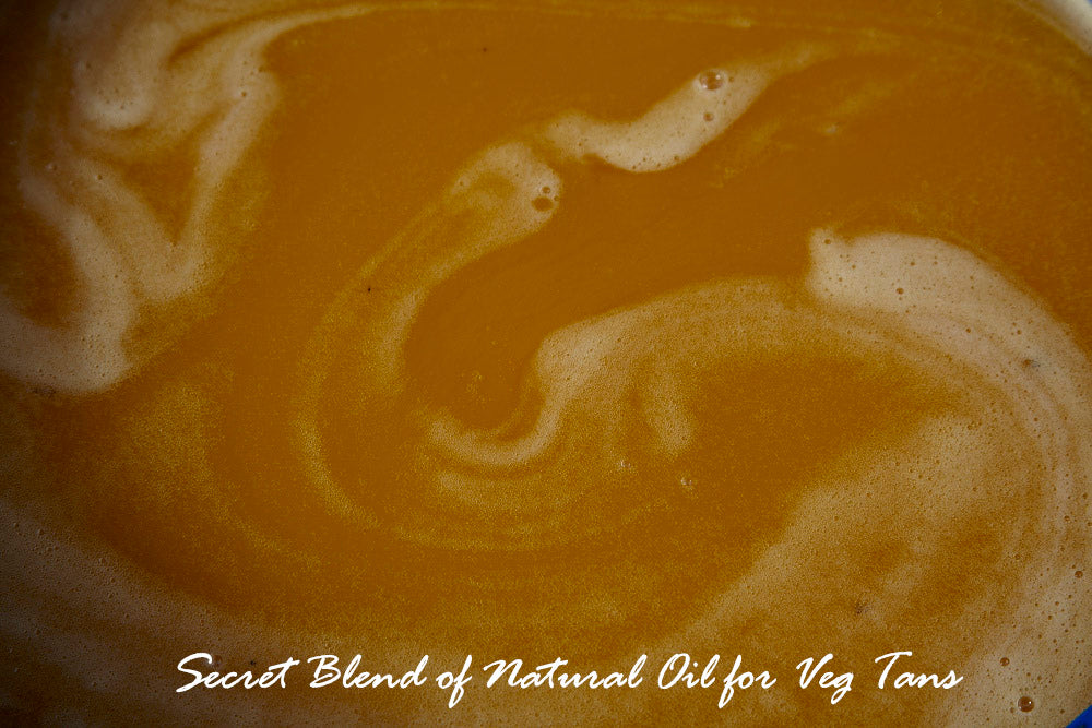 8/9oz. V1 Db. Shoulders Vegetable-Tanned Natural Tooling Leather by Sepici