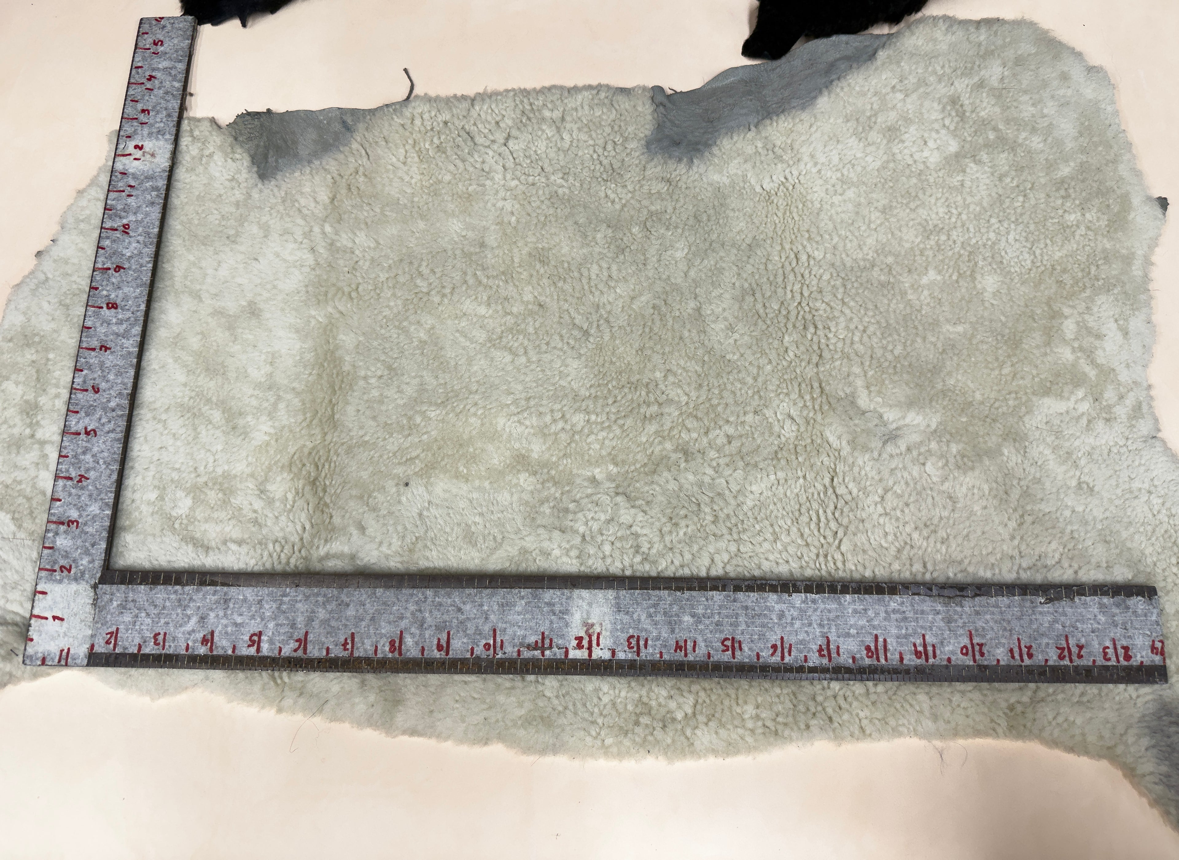 Small Livestock Fur Scrap Bundle - Mixed Colors (Lamb & Goat) Box No 3