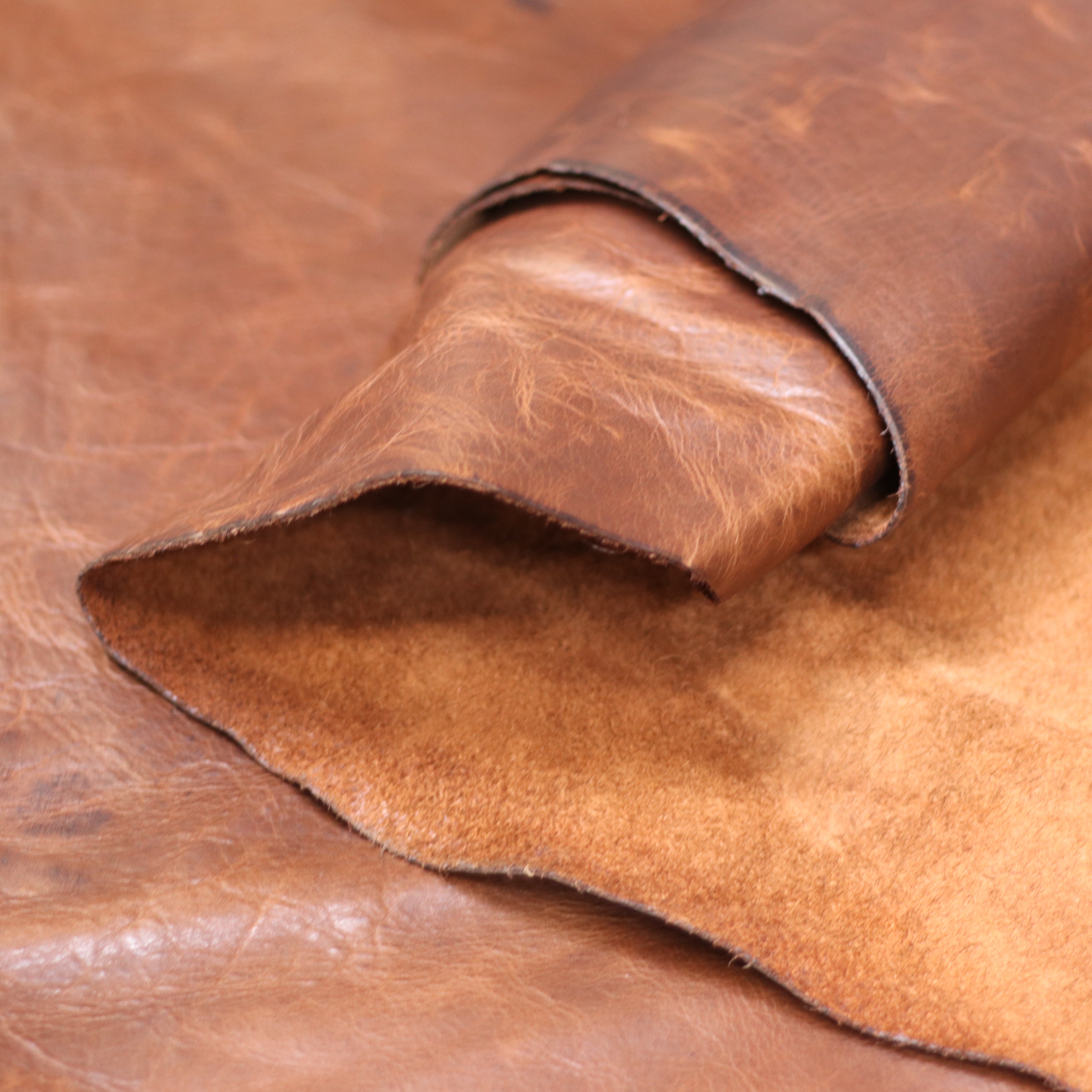 American Bison Sioux Upholstery Leather 4/5oz - Chrome Tanned Full