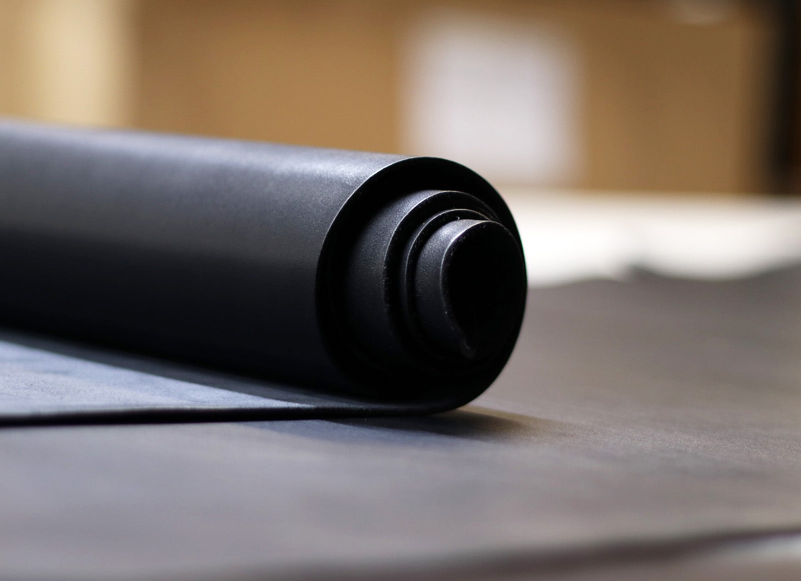 5/6oz. Spade, Black Color, Vegetable-Tanned Leather by Sepici